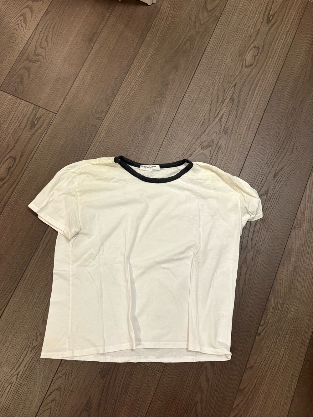 Perfect white tee - perfect condition worn once - size medium